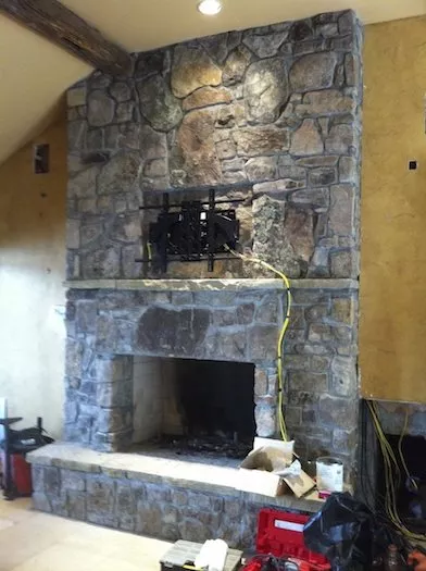 reclaimed-wood-beam-installation-06