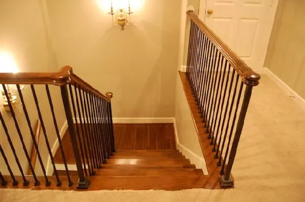 hickory-steps-and-landing